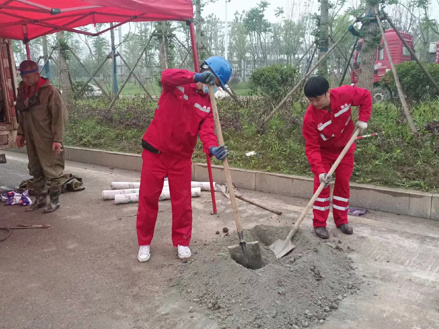 丹阳管道疏通哪家好】及时进行市政管道清淤